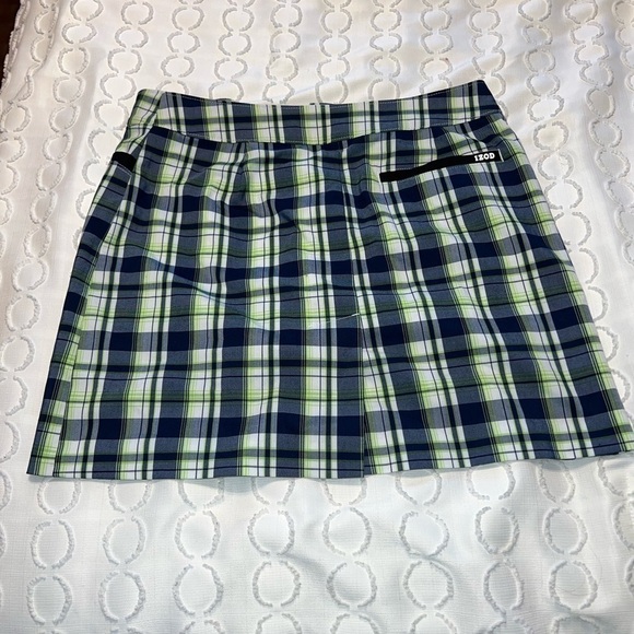 𝅺women’s Izod Skort size 2 - Picture 5 of 7